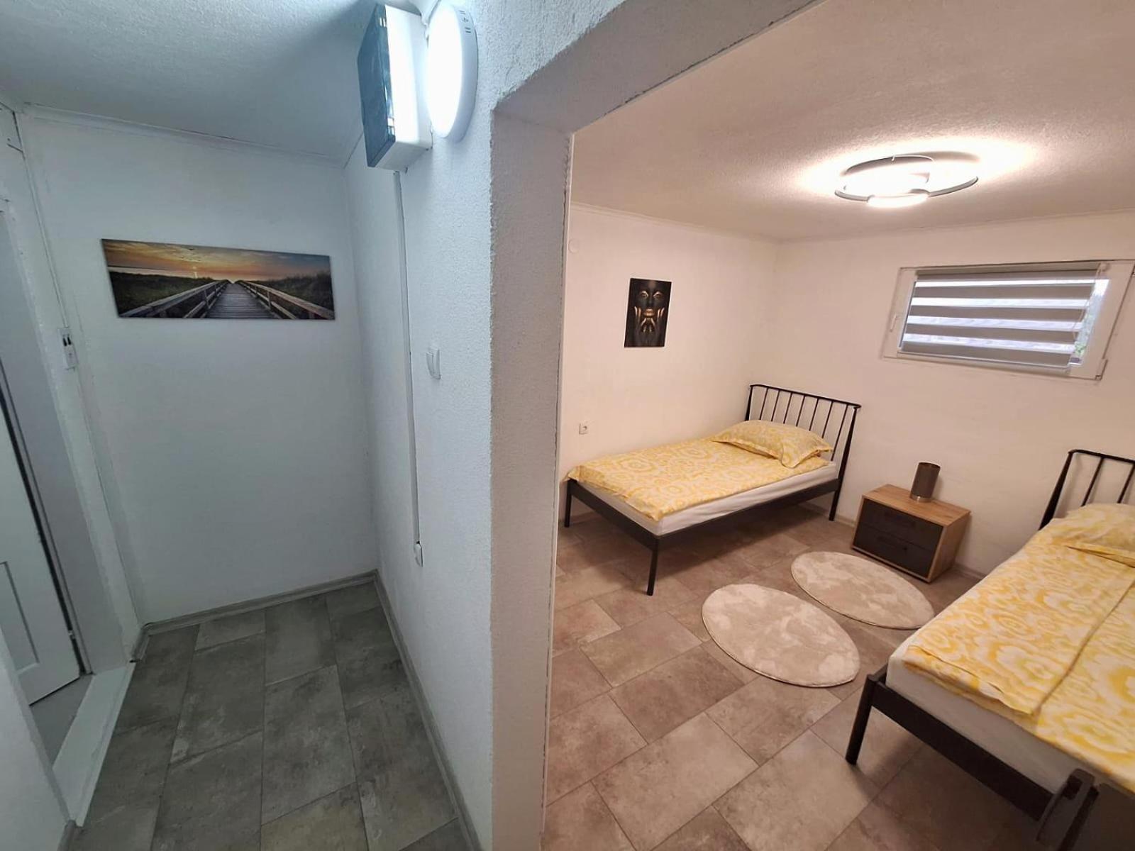 Fly & Stay Apartments Laktaši Eksteriør billede