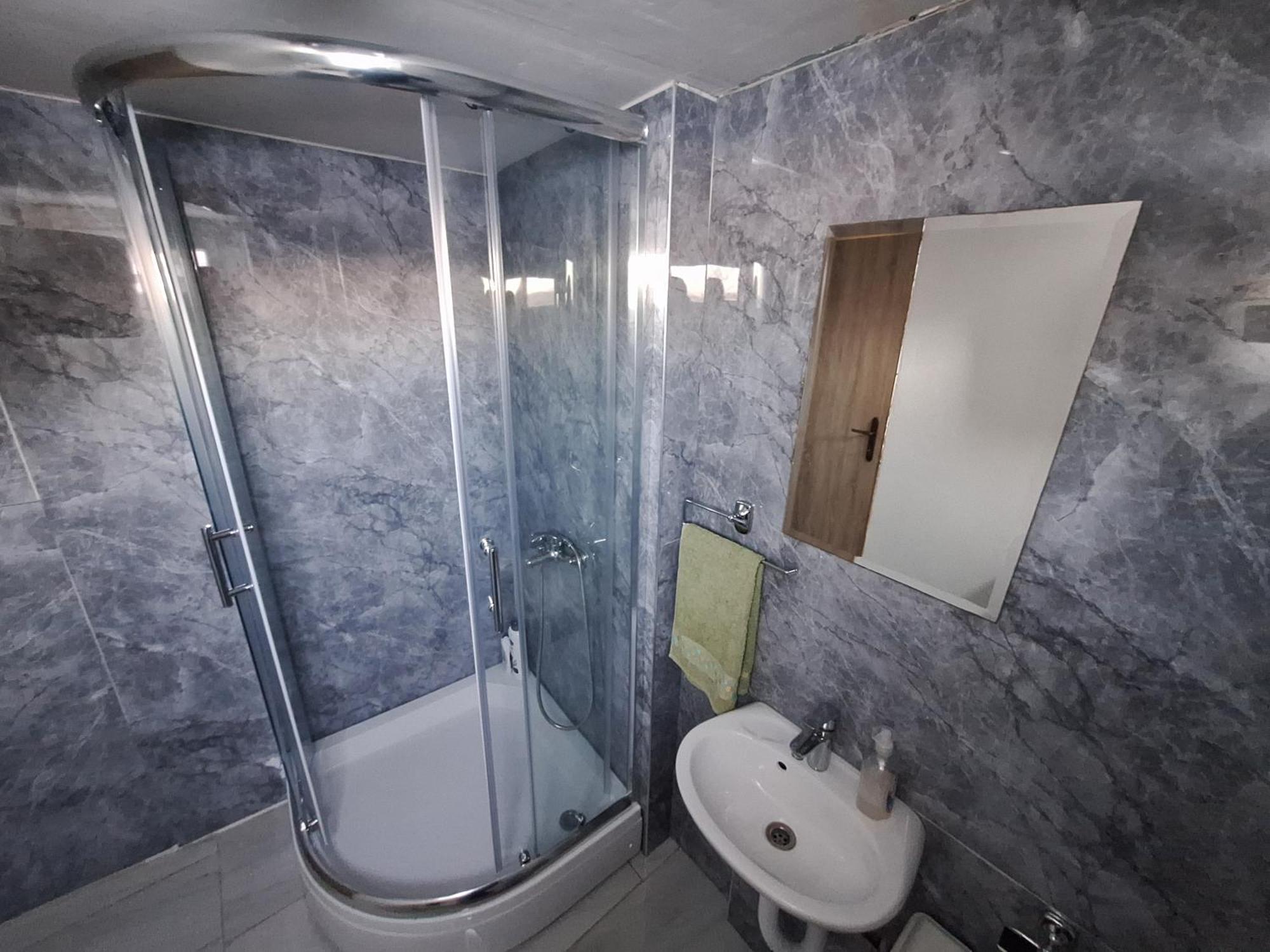 Fly & Stay Apartments Laktaši Eksteriør billede